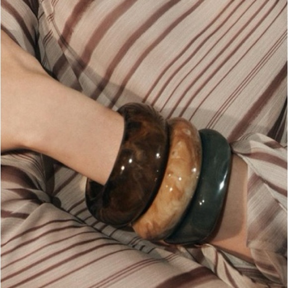 ZARA Pack of three rigid marbled resin bracelets NWT 4548/311/330
